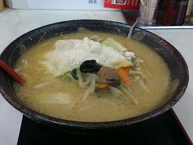 チーズのったやつ_ラーメン渓流