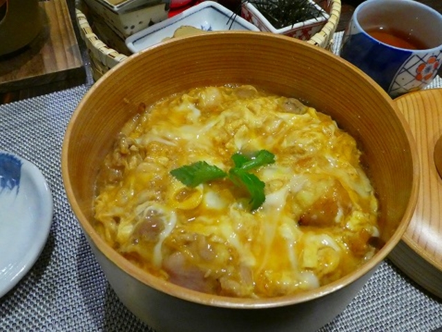 秋田県・秋田比内や大館本店(ふかふかジューシーな親子丼)_秋田比内や 大館本店