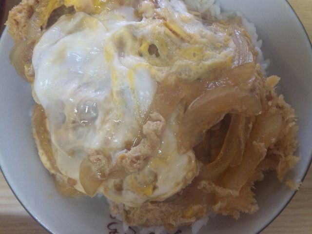 ランチ かつ丼・650円_みずぐち
