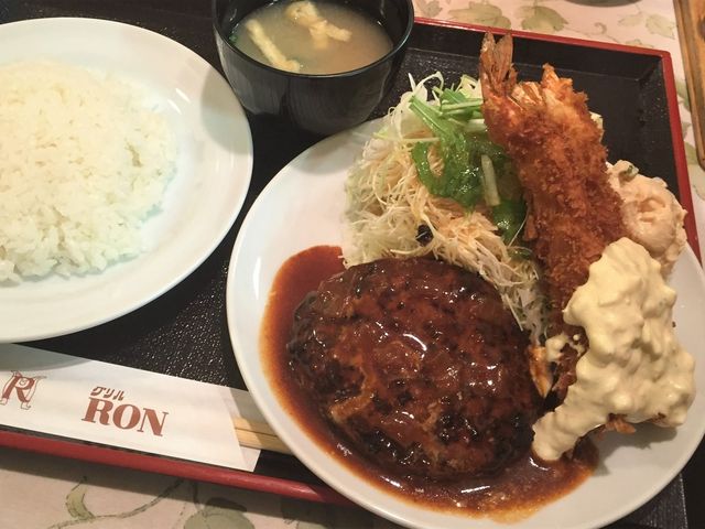 手ごねハンバーグ_グリル ロン 阪急三番街店