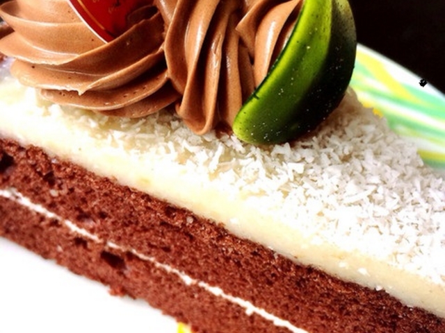 ケーキ_アイランドグリル 那覇店