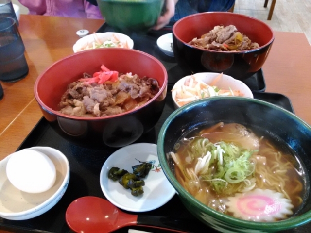 飛騨牛牛丼と半ラーメンセット_食工房 匠