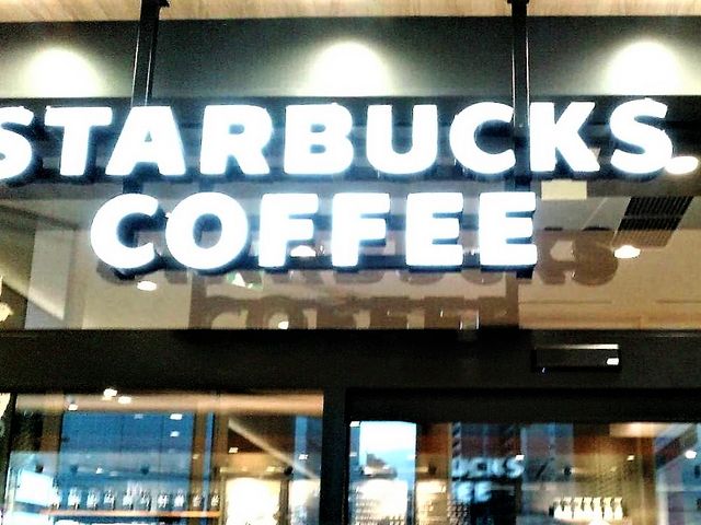 スタバ_スターバックス・コーヒー 東京急行大井町駅店