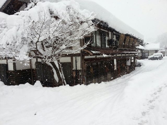 雪が良く似合います_城山館