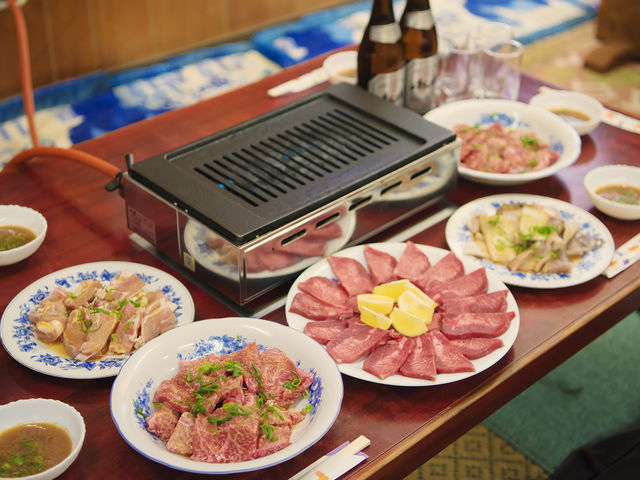 カルビもロースもおいしかった。_由楽