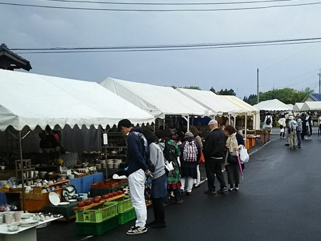 春の陶器市_益子焼窯元共販センター
