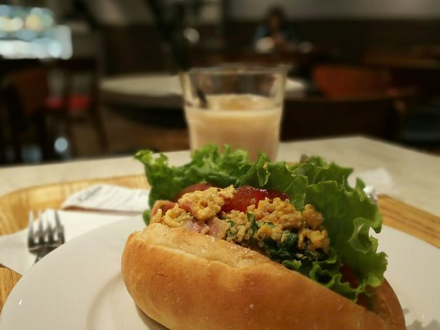 さすがはおしゃれなベーコンエッグサンド_GONTRAN CHERRIER TOKYO(ゴントラン シェリエ 東京)