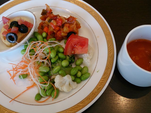 サラダとスープもおいしかった!_パームツリー 本厚木