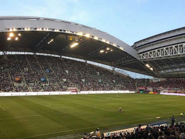 サッカーの応援_ヤンマースタジアム長居