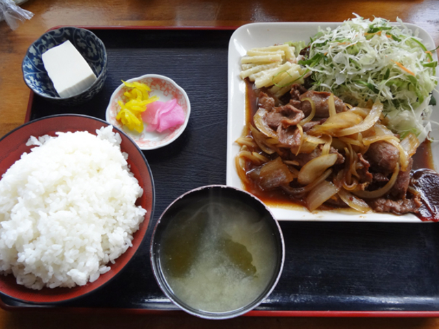 山盛りのご飯って嬉しい☆_スーパーKitchenかさや