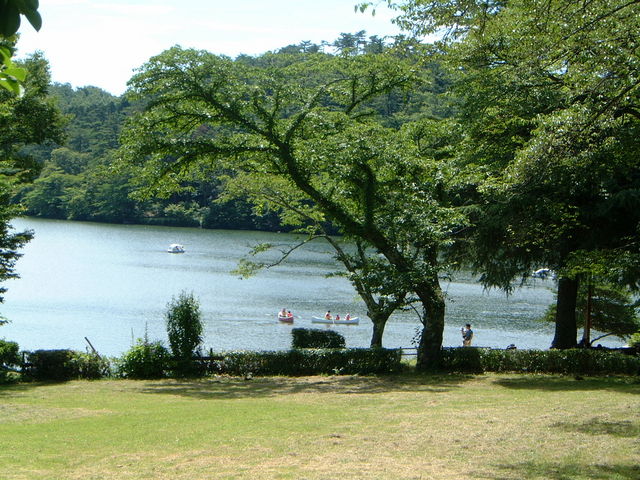 志高湖