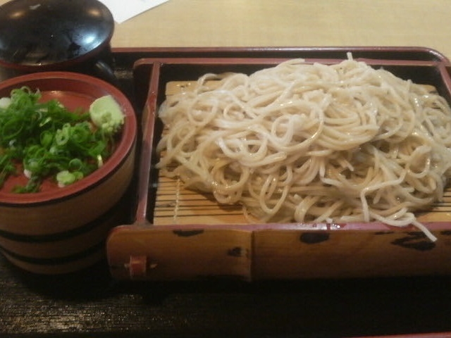 もり蕎麦をチャッと食べる_青柳そば店