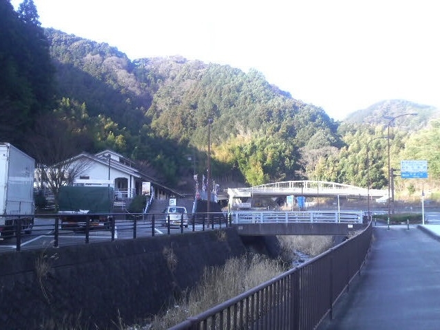 丸子宿側の「道の駅・宇津ノ谷峠」_道の駅 宇津ノ谷峠