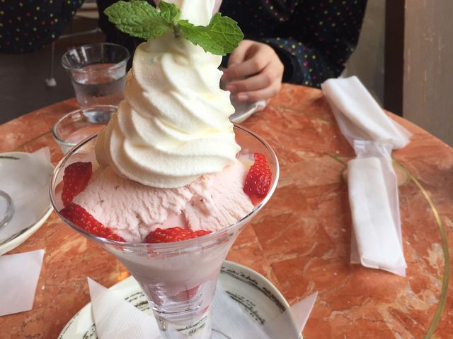 月替わりのパフェ_ミッシュハウス 伏見店