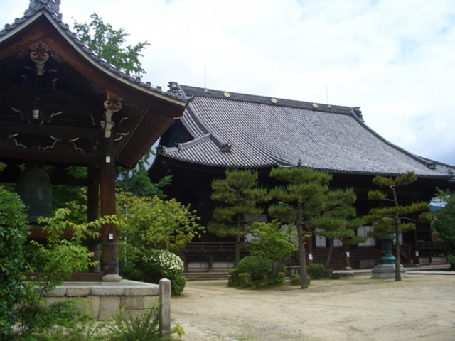 静かな境内_百萬遍知恩寺