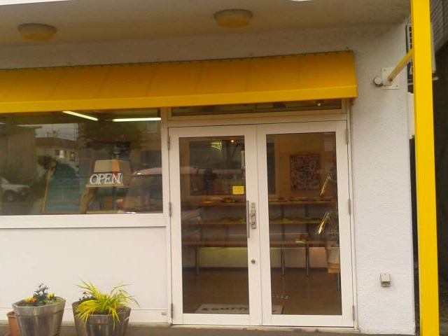 お店の外観_ブランジェリー・フールノー