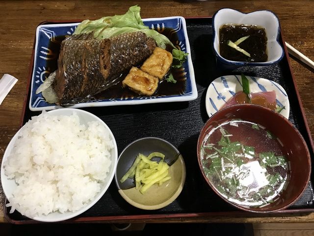 煮魚定食1100円_さしみ亭