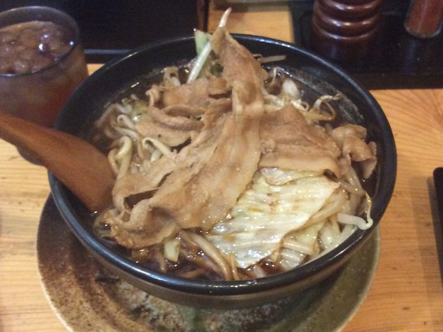 黒醤油ラーメン700円_麺屋 武士道