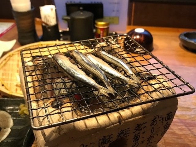 B六方はちべいきびなご うめ〜_うまい肴と鶏焼酒家 六方 はちべい