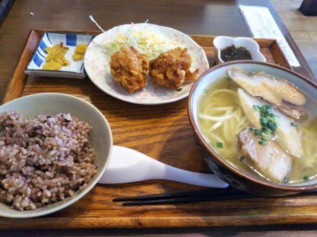 ボォリューミー_宮古そば 郷土料理 なび家