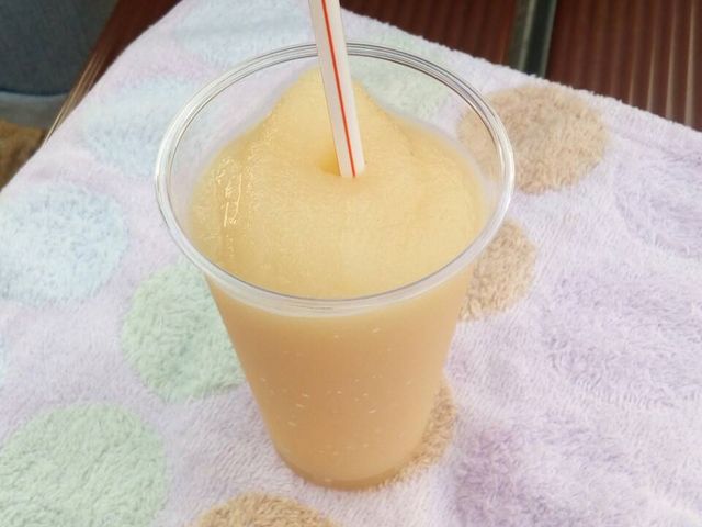 桃のフローズンです!_JA紀の里 めっけもん広場