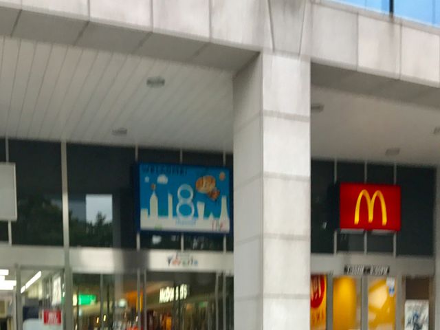 マクドナルド_マクドナルドシーサイドももち店