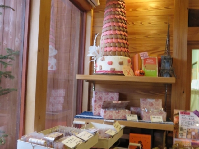 店内_パティスリーフラブール
