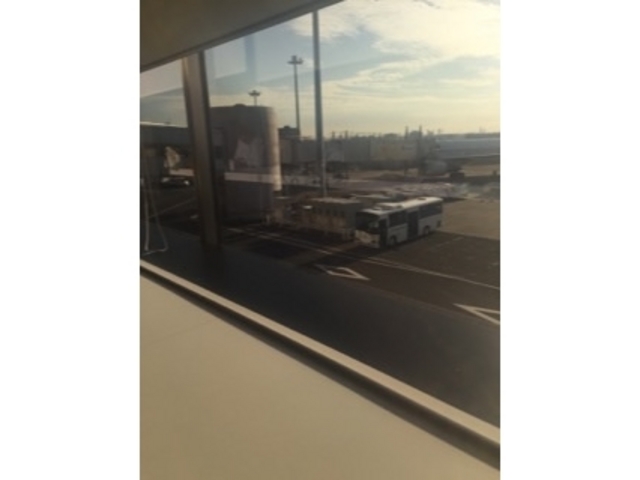 窓際の景色です。_エアポートラウンジ(北) 羽田空港第1ビル