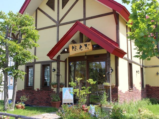 店舗_お菓子のほんだ滝川本館