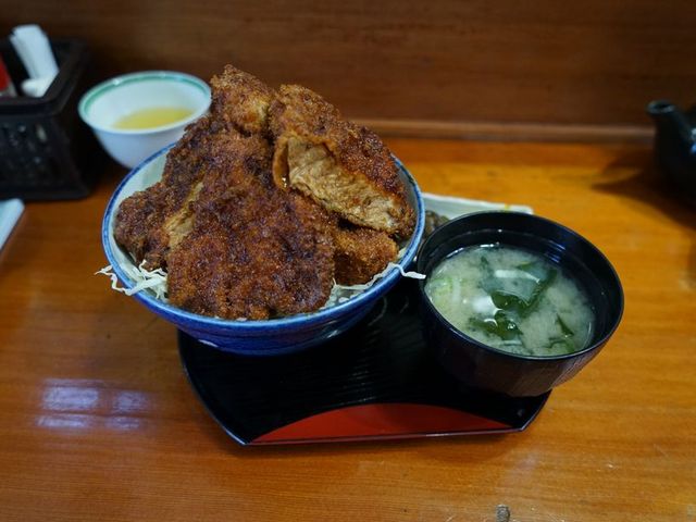 ソースカツ丼の中_志をじ