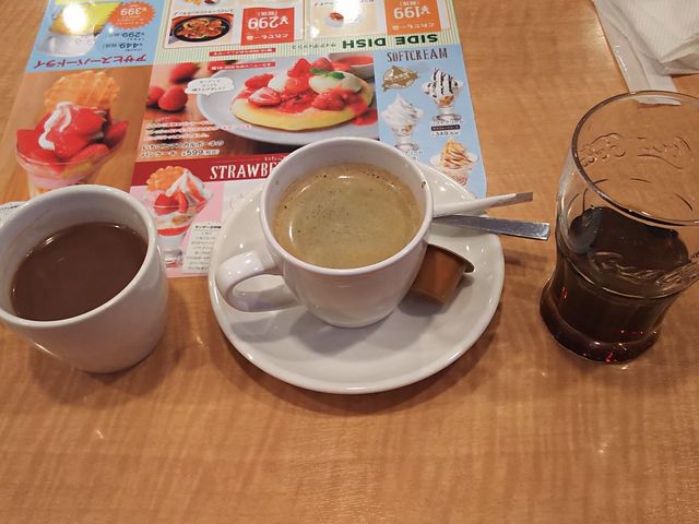 食後のコーヒー、ココア、ゼロ_ガスト 高槻土室店