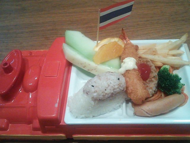 お子様ランチ_ISETAN DINING