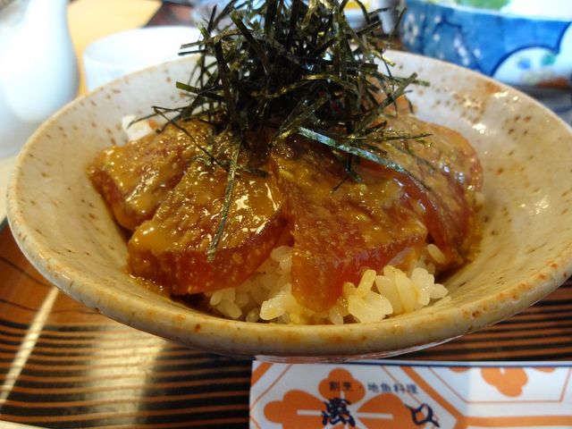一杯目のかつを丼_萬口