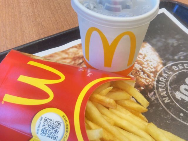 『マックフライポテト&ドリンク』。_マクドナルド(McDonald’s) 北砂アリオ店
