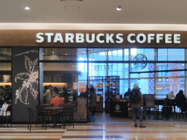 『スターバックス コーヒー アリオ北砂店』。_スターバックス コーヒー アリオ北砂店(Starbucks Coffee)
