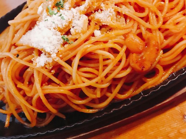 パスタ_カエルストア
