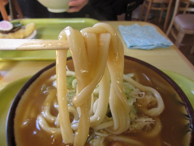 麺は白い_ヤマサ製麺
