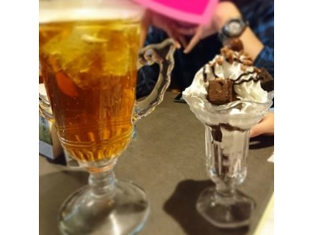 パフェよりも遥かに大きいジュースです!_びっくりドンキー函南店