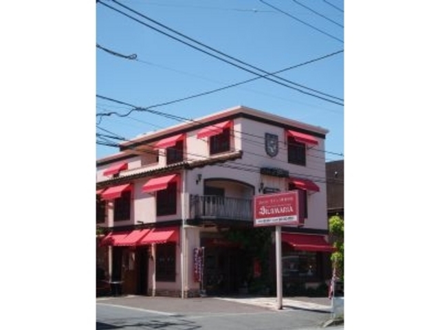 シルスマリアの本店_カフェ ベッカライ シルスマリア