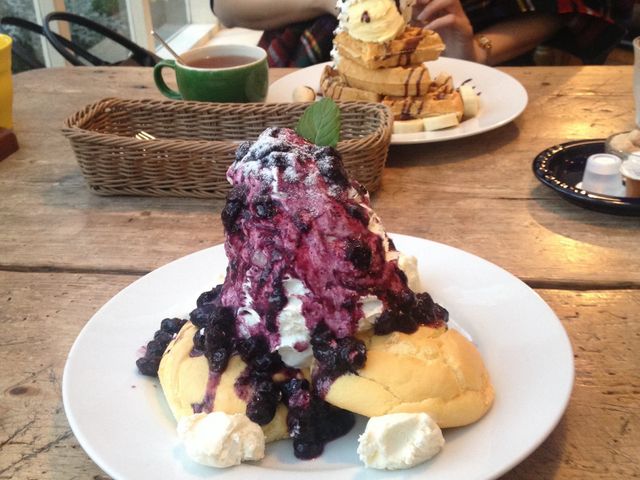 人気のパンケーキ_カフェブルー(Cafe Blue)