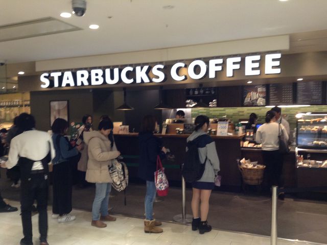 店頭_スターバックス・コーヒー ルミネ北千住店