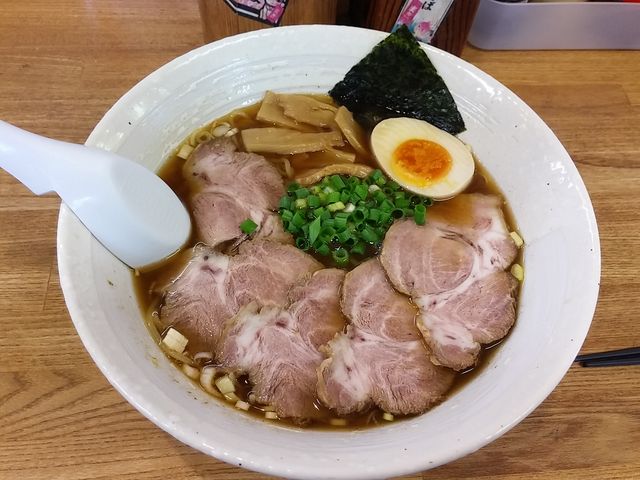 支那そばチャーシュー_支那そば まき