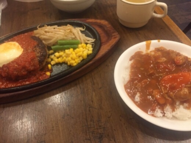ハンバーグとカレーです。_ふらんす亭 中野北口店