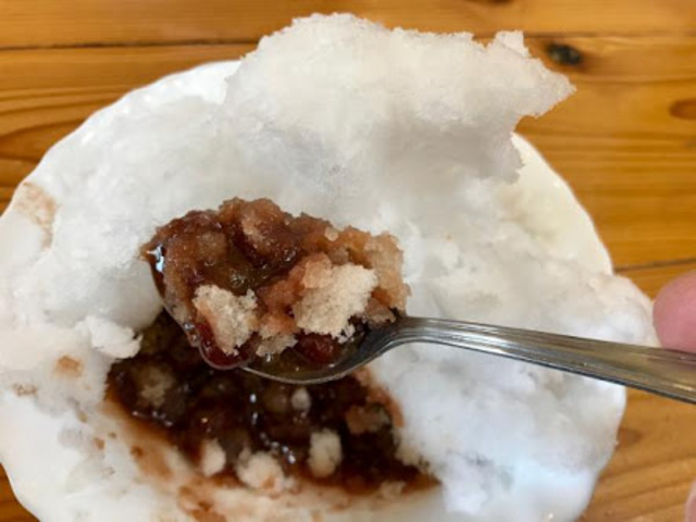 豆がゴロゴロ_新垣ぜんざい屋