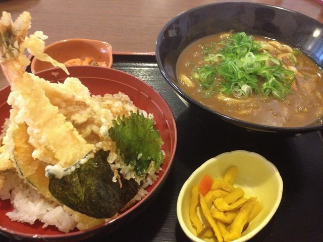 噂通りのビジュアル!_みくりやうどん