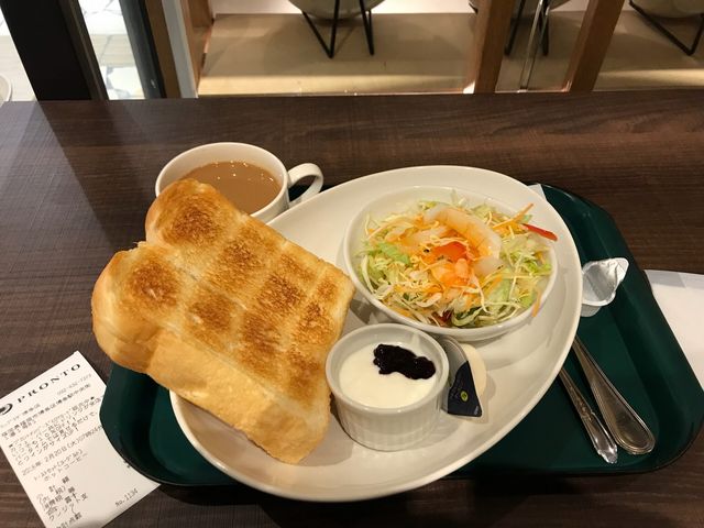 モーニングトーストセット_プロント アミュプラザ博多店