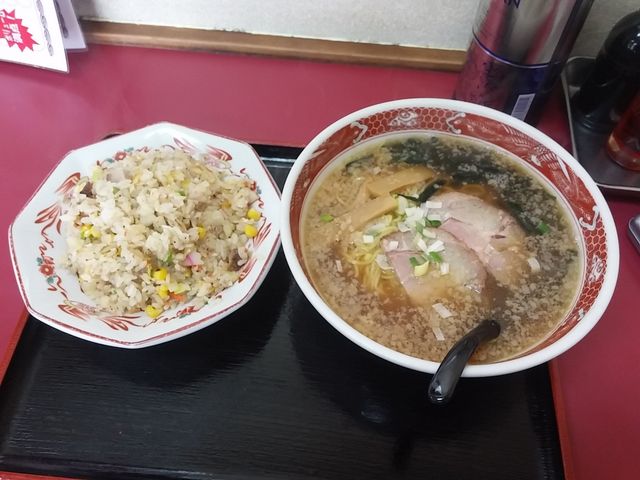 半チャーハン 煮干ラーメン_天下一番保戸野店