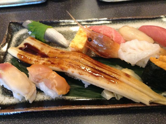 松島名物穴子寿司_まぐろ茶家