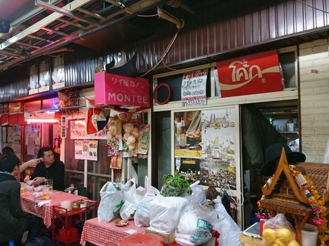 まるでタイの路地裏_タイ屋台メシ・MONTEE