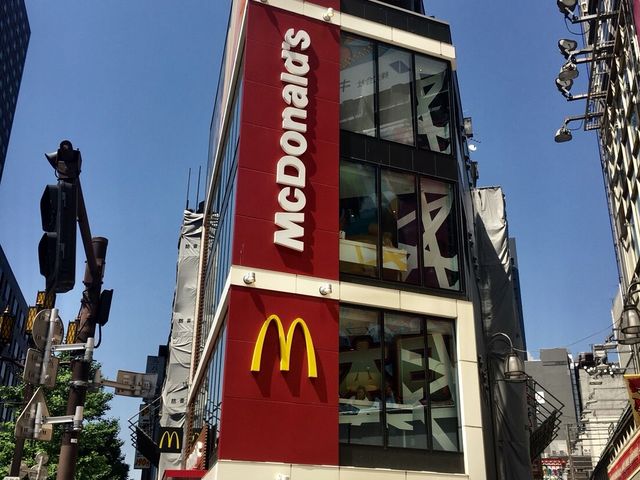 西武新宿店_マクドナルド西武新宿店